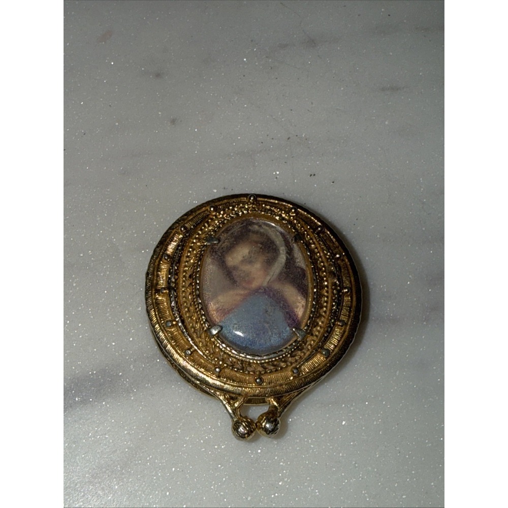 Vintage Florenza Gold Tone Locket Pill Box With Lady Picture‎